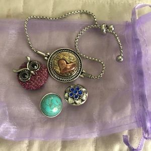 Zhu Yu Chun Adjustable Snap Buttons Bracelet